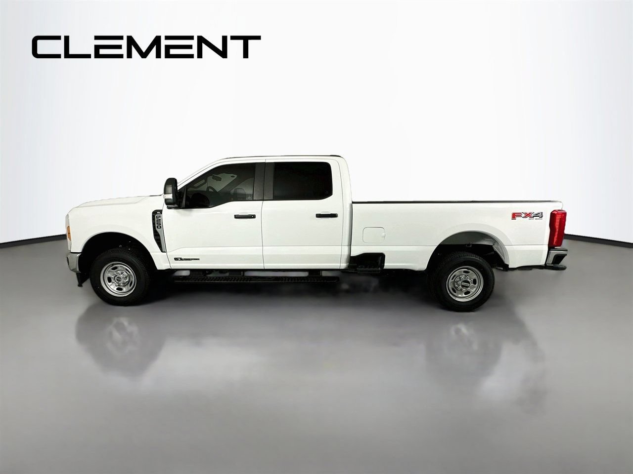 Certified 2024 Ford F250 XL w/ FX4 Off-Road Package AWD/4WD image 6