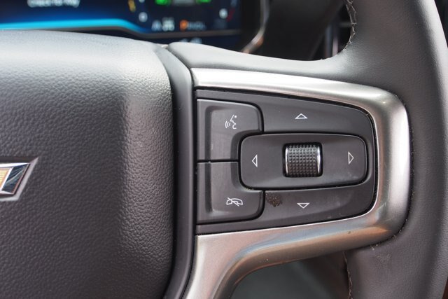 Used 2023 Chevrolet Silverado 1500 LT AWD/4WD image 24