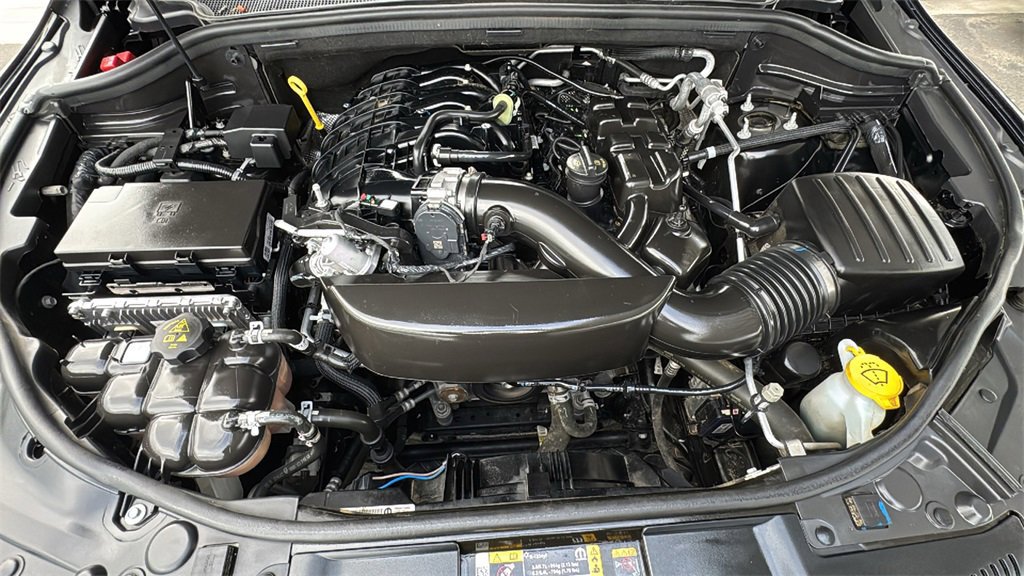 Used 2023 Dodge Durango SXT image 25