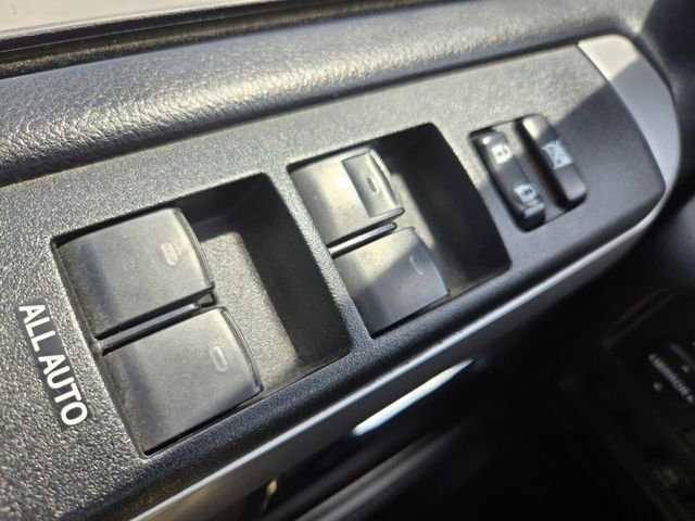 Used 2019 Toyota 4Runner SR5 RWD image 33