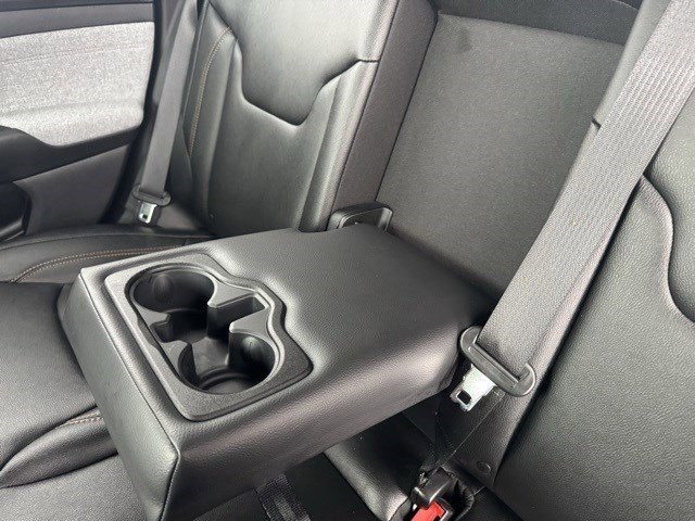 Used 2024 Jeep Compass Latitude image 25