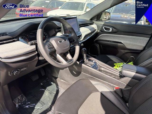 Used 2024 Jeep Compass Latitude AWD/4WD image 15