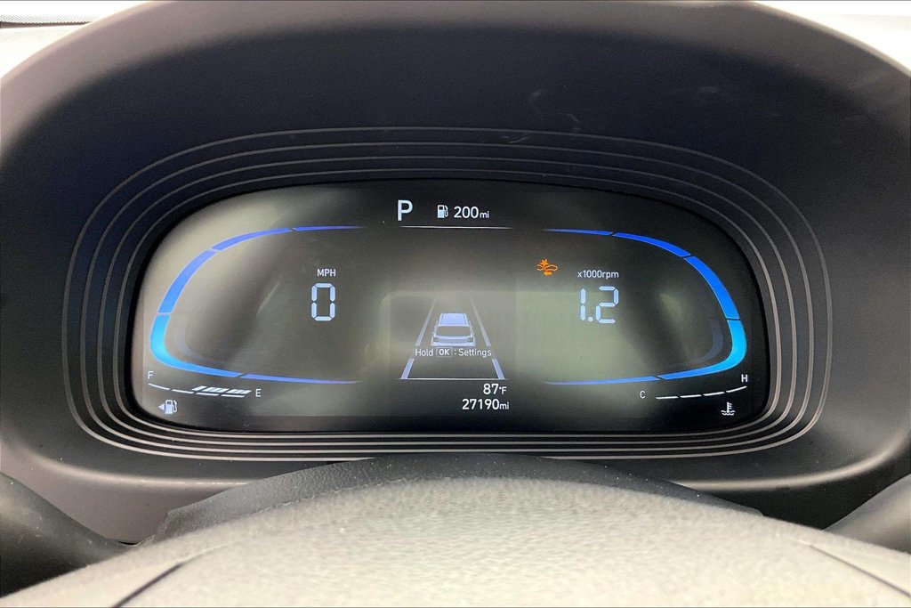 Used 2024 Hyundai Venue Limited FWD image 20