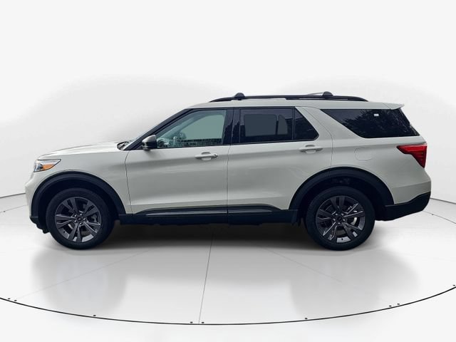 Certified 2023 Ford Explorer XLT w/ Equipment Group 202A AWD/4WD image 8