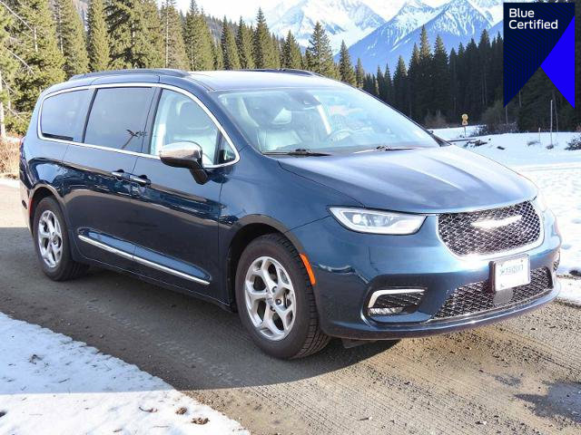 Used 2023 Chrysler Pacifica Limited image 1