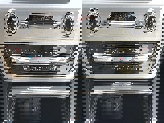 Certified 2022 Ford Explorer XLT w/ Equipment Group 202A image 24