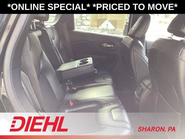 Used 2020 Jeep Cherokee Latitude Plus AWD/4WD image 14