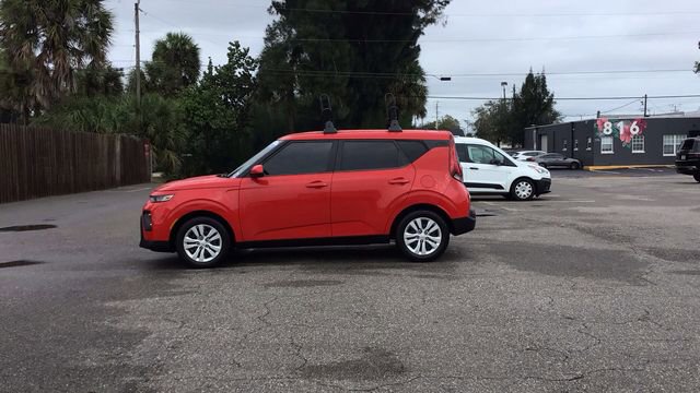 Used 2022 Kia Soul LX image 8