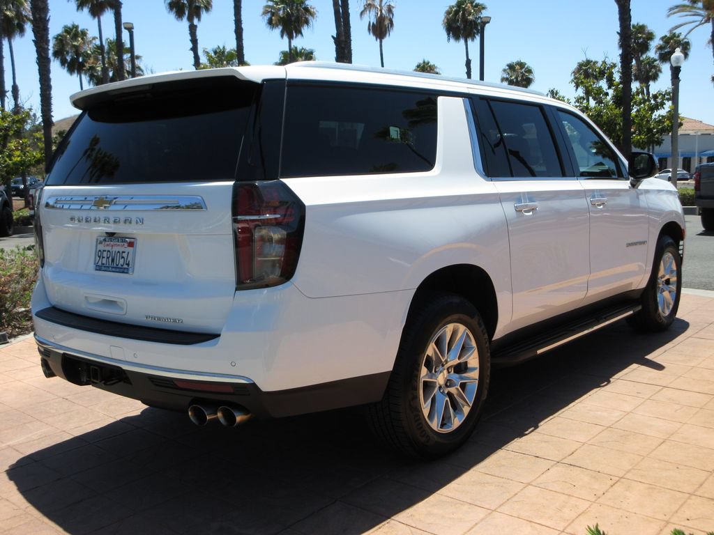 Used 2023 Chevrolet Suburban Premier AWD/4WD image 4