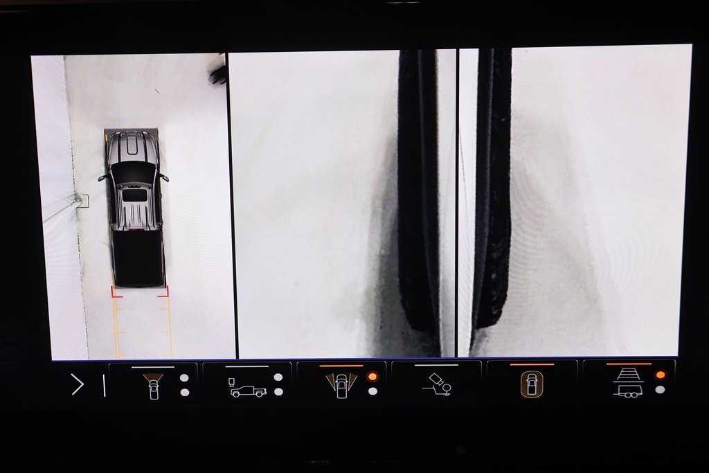 Used 2024 GMC Sierra 3500 Denali Ultimate image 36