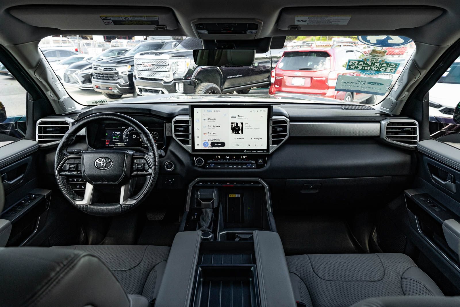 Used 2024 Toyota Tundra Limited AWD/4WD image 21