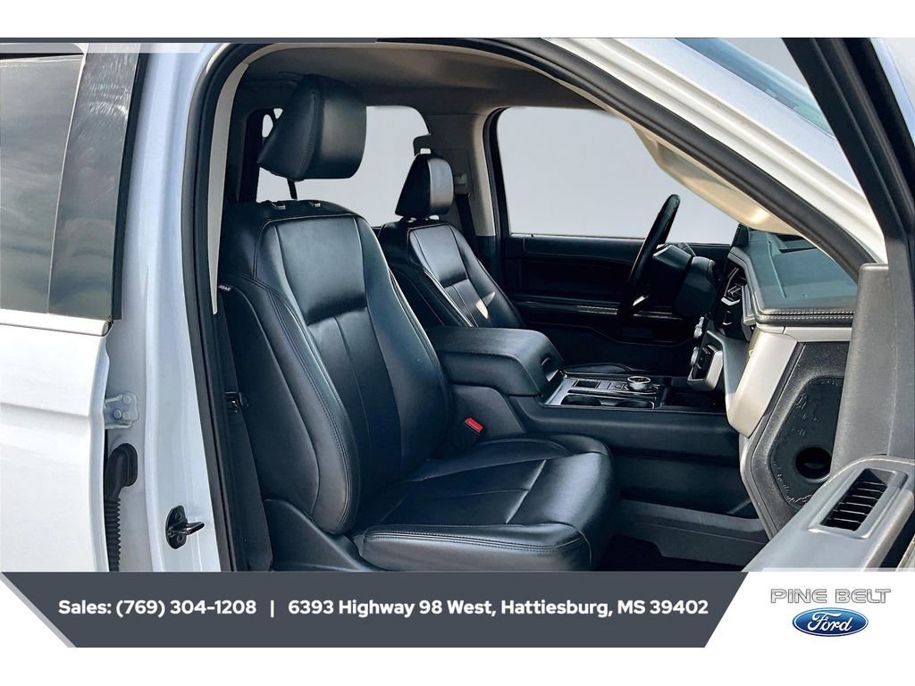 Certified 2024 Ford Expedition XLT image 8