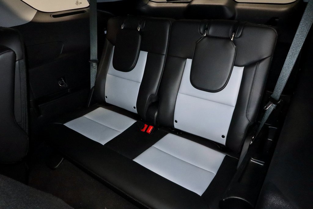 Certified 2023 Ford Explorer XLT w/ Equipment Group 202A image 26