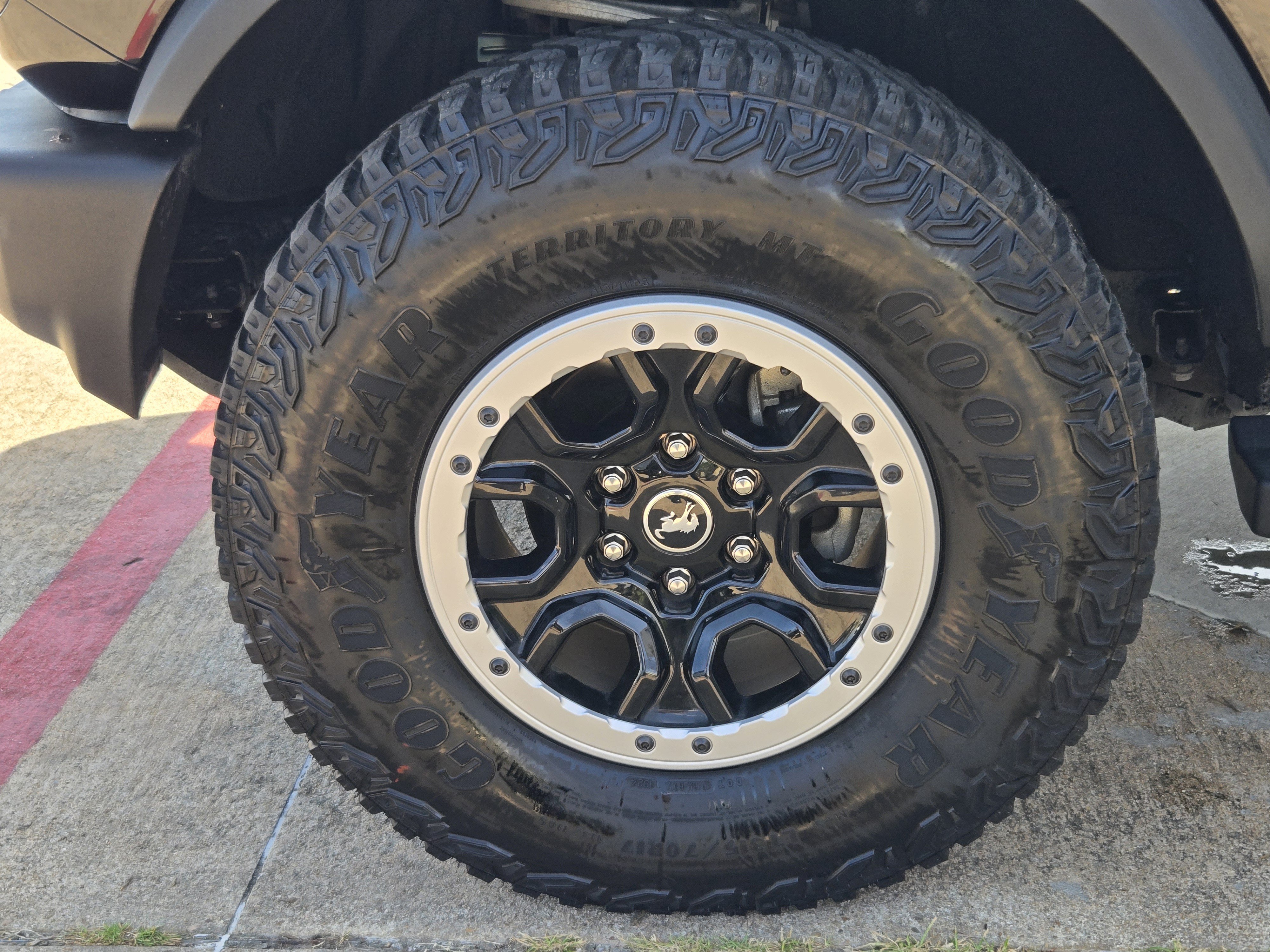 Certified 2024 Ford Bronco Outer Banks w/ Sasquatch Package AWD/4WD image 7