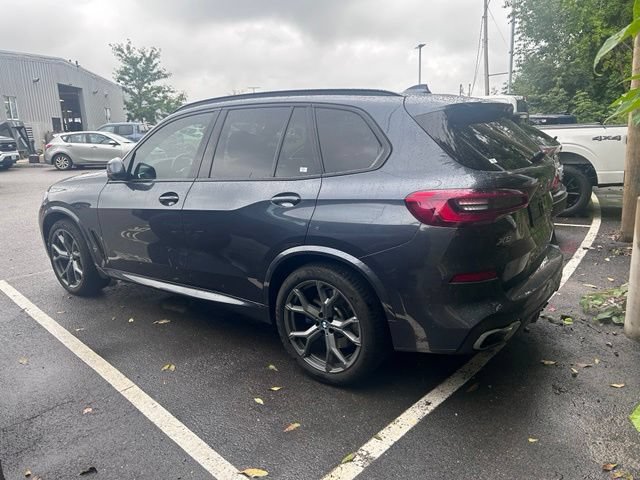 Used 2019 BMW X5 xDrive50i w/ M Sport Package AWD/4WD image 4