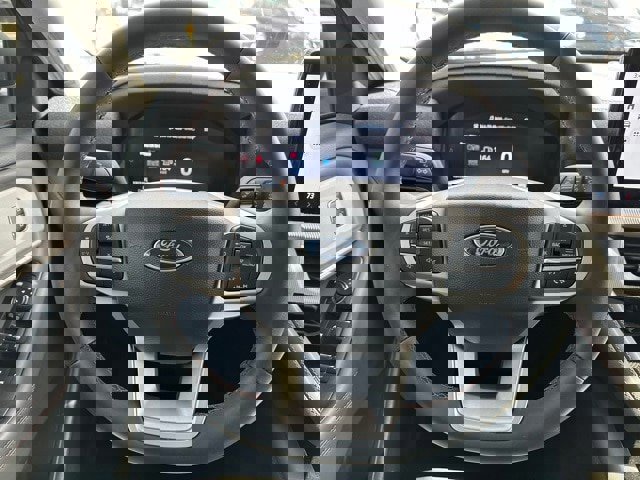 Certified 2025 Ford Explorer Active image 27