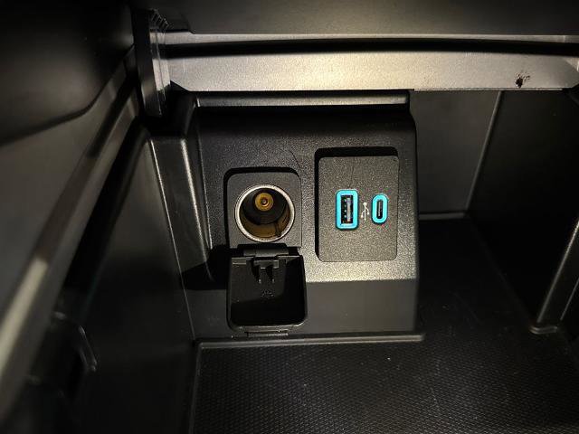 Certified 2020 Ford Explorer Platinum w/ Premium Technology Package image 29