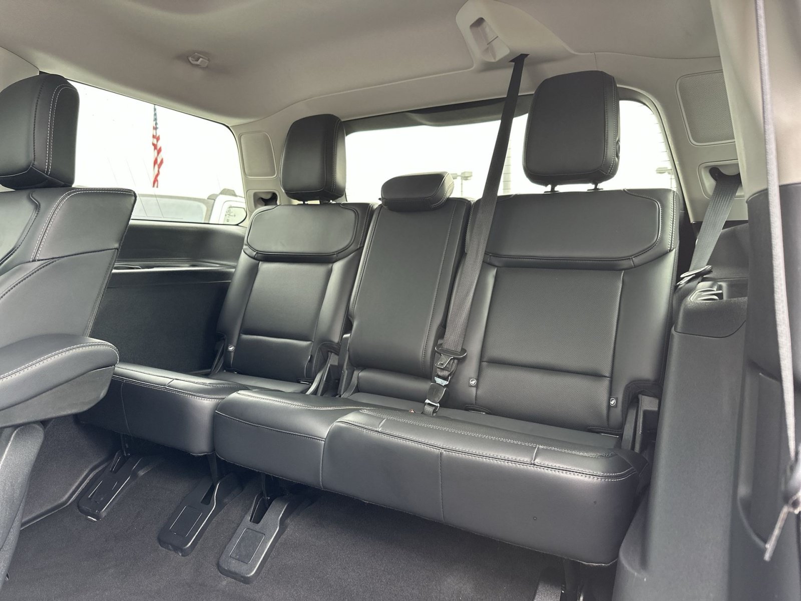 Certified 2025 Ford Expedition Platinum AWD/4WD image 27