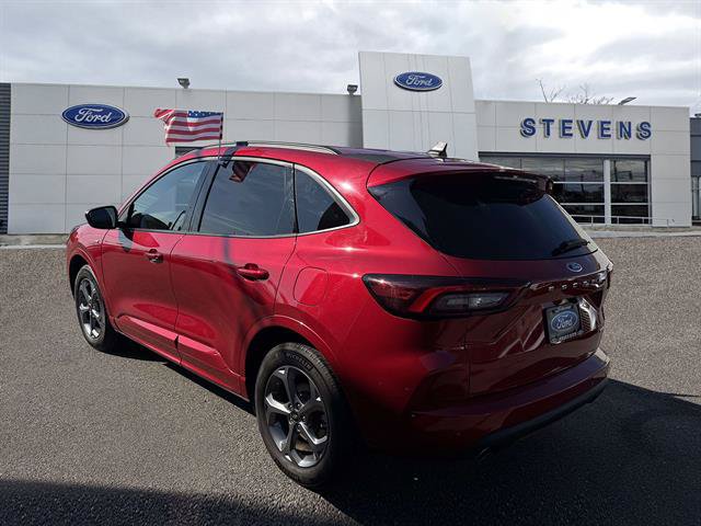 Certified 2023 Ford Escape ST-Line w/ Tech Pack #1 AWD/4WD image 32