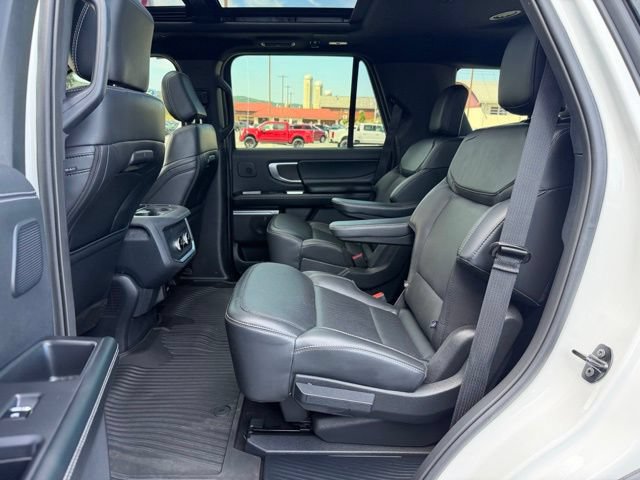 Certified 2025 Ford Expedition Platinum w/ Stealth Performance Package AWD/4WD image 20
