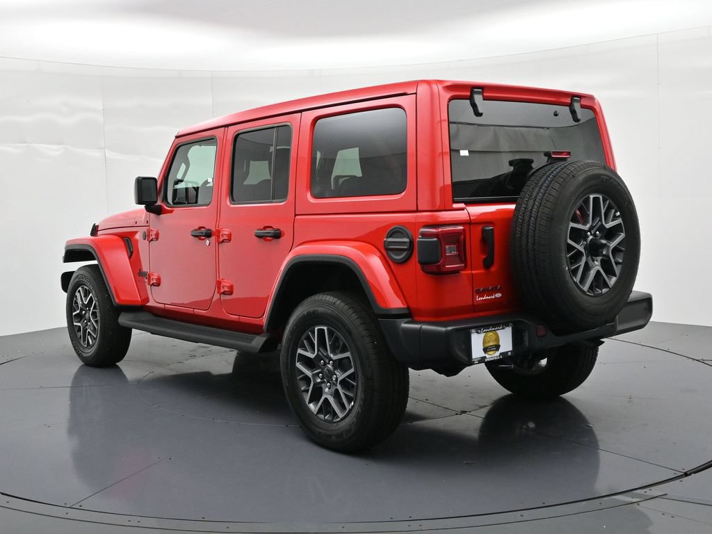 Used 2026 Jeep Wrangler Unlimited Sahara AWD/4WD image 8