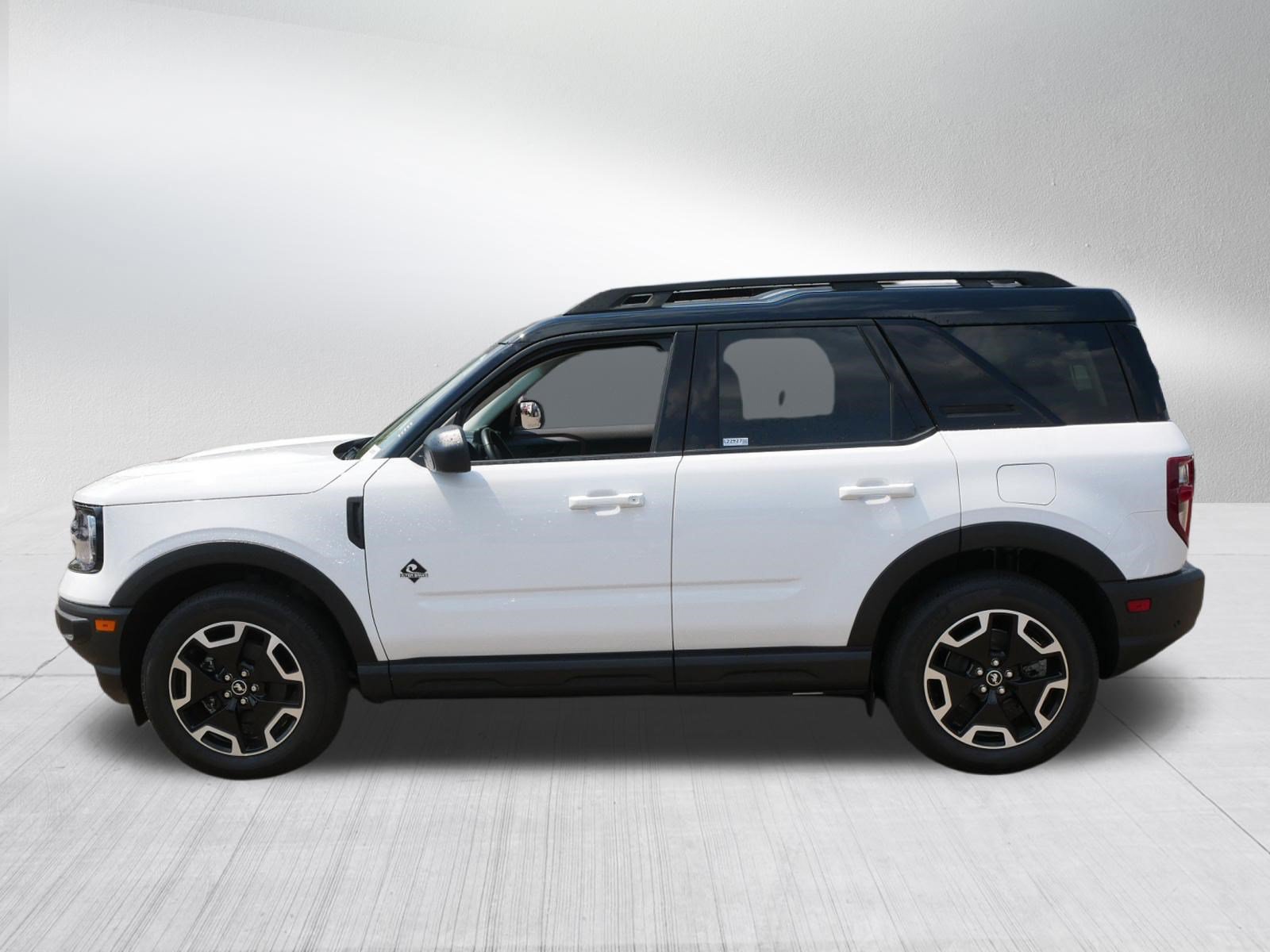 Certified 2023 Ford Bronco Sport Outer Banks AWD/4WD image 4