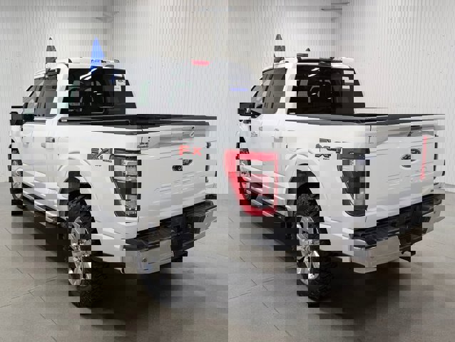 Certified 2021 Ford F150 Lariat w/ Equipment Group 502A High image 3