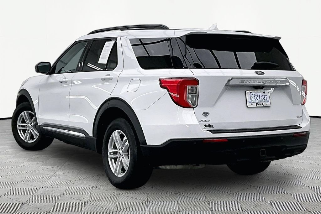 Certified 2020 Ford Explorer XLT w/ Comfort Package AWD/4WD image 13
