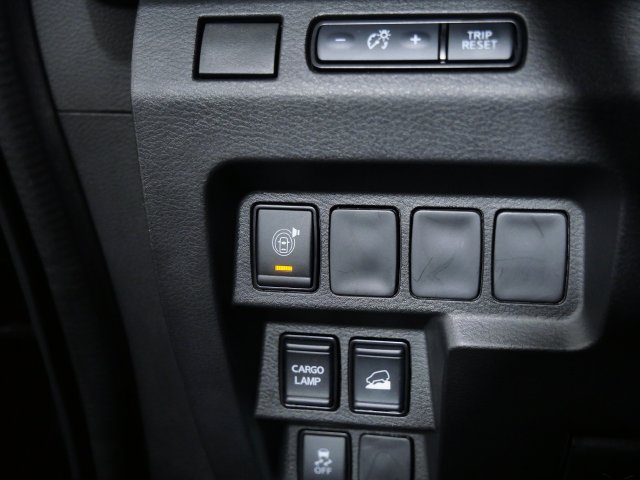 Used 2022 Nissan Frontier S w/ Technology Package AWD/4WD image 19