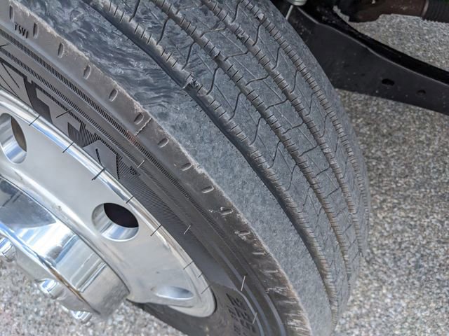 Certified 2022 Ford F450 Platinum w/ FX4 Off-Road Package image 36