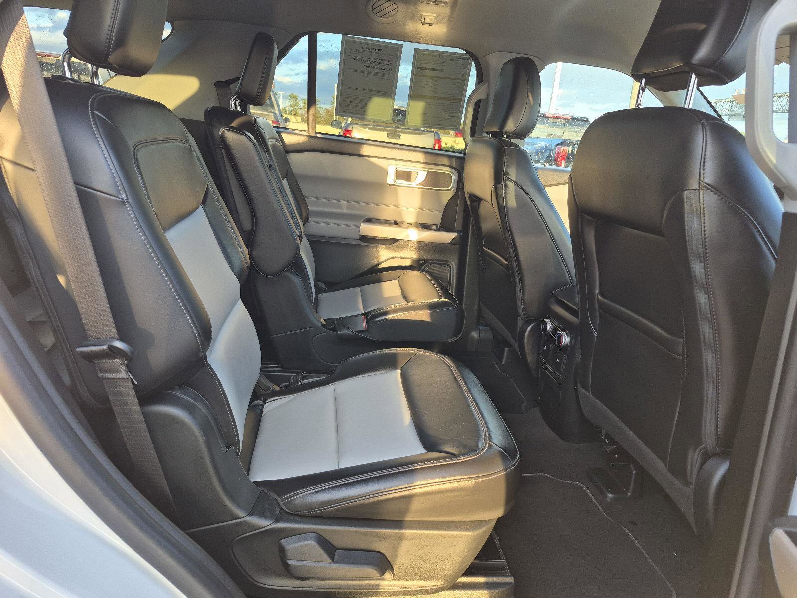 Certified 2023 Ford Explorer XLT w/ Equipment Group 202A image 31