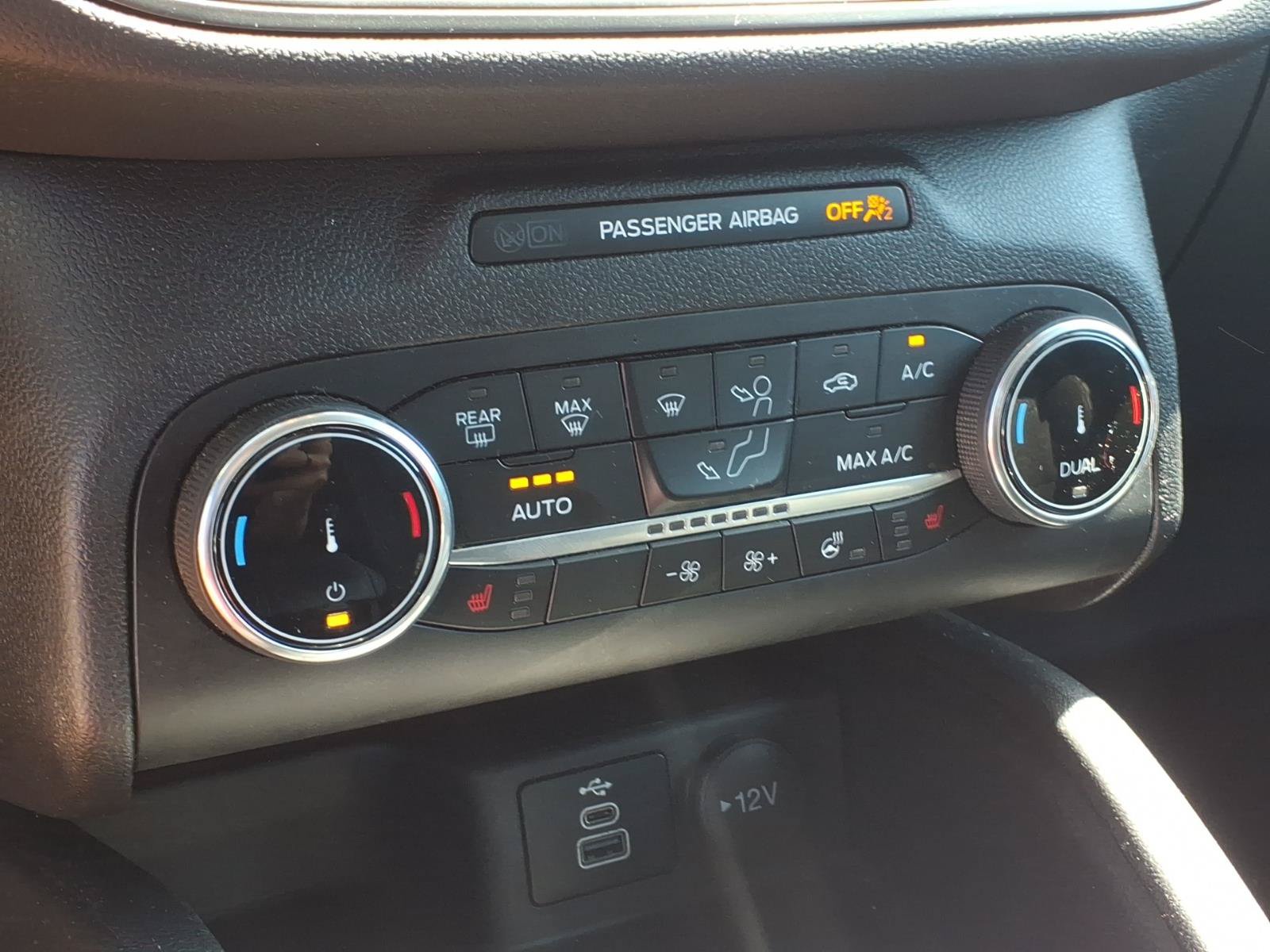 Certified 2024 Ford Escape Active AWD/4WD image 9
