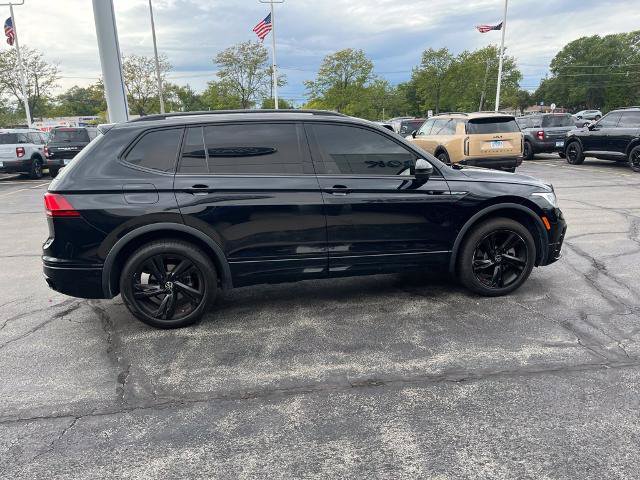 Used 2024 Volkswagen Tiguan SE R-Line AWD/4WD image 7