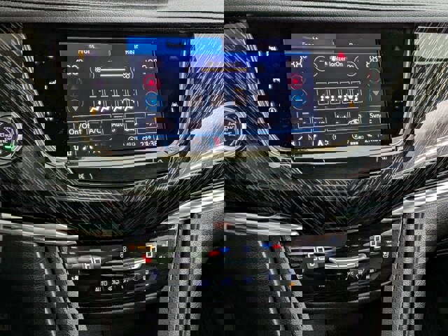 Used 2022 Cadillac XT6 Premium Luxury w/ Technology Package image 30