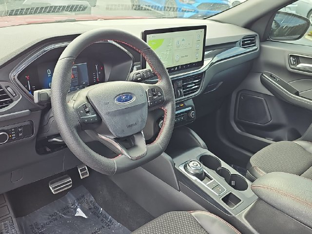 Certified 2024 Ford Escape ST-Line w/ Tech Pack #1 FWD image 18