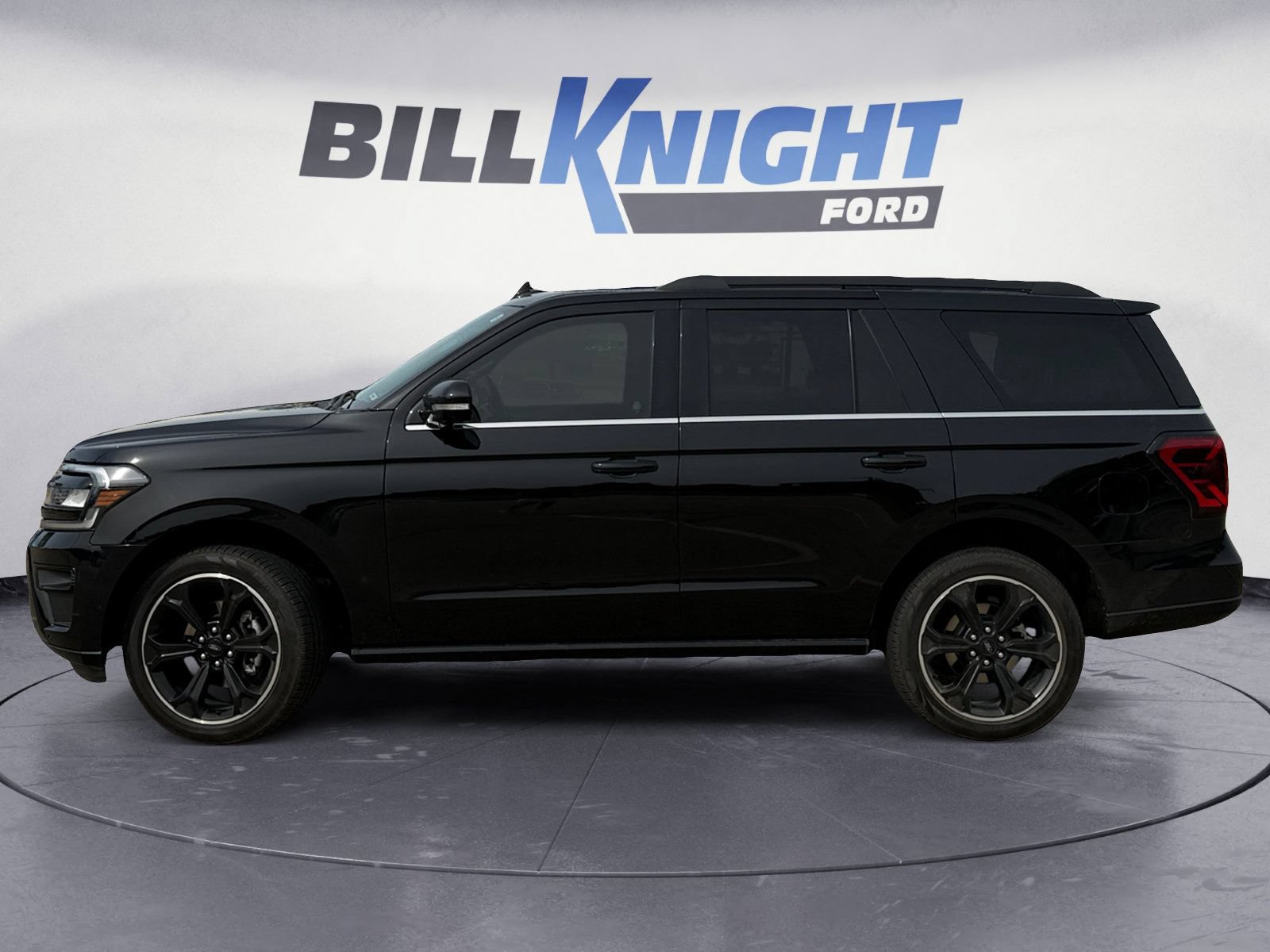 Certified 2023 Ford Expedition Limited AWD/4WD image 2