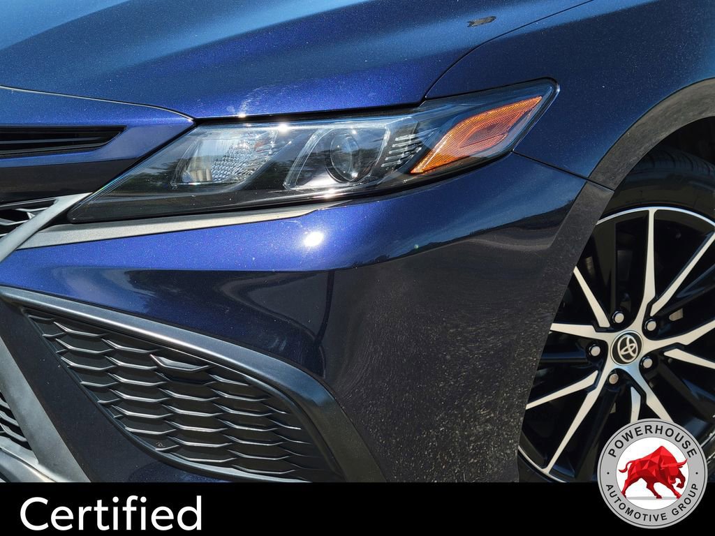 Used 2022 Toyota Camry SE FWD image 11