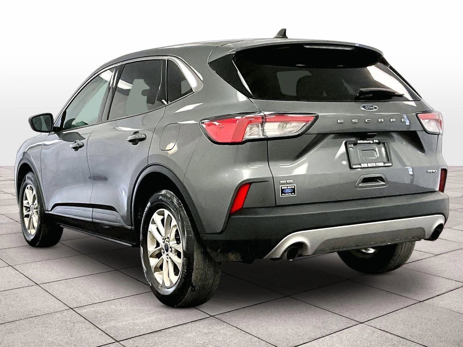 Certified 2022 Ford Escape SE image 10