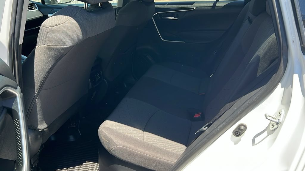 Used 2021 Toyota RAV4 XLE w/ Convenience Package AWD/4WD image 8
