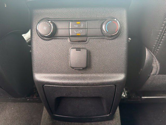 Certified 2018 Ford Explorer XLT w/ Equipment Group 202A FWD image 18