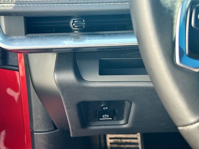 Used 2022 Chevrolet Corvette Stingray Coupe w/ Z51 Performance Package image 10