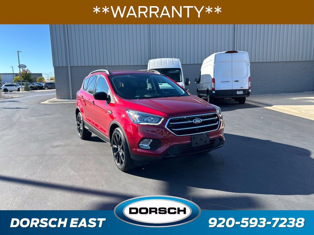 Certified 2017 Ford Escape SE w/ SE Sport Appearance Package AWD/4WD image 3