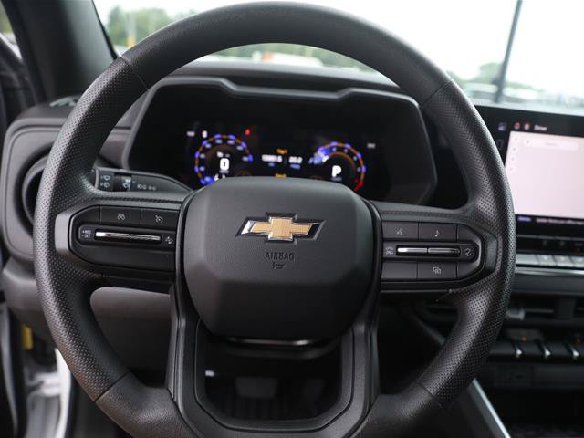 Used 2026 Chevrolet Colorado W/T AWD/4WD image 33