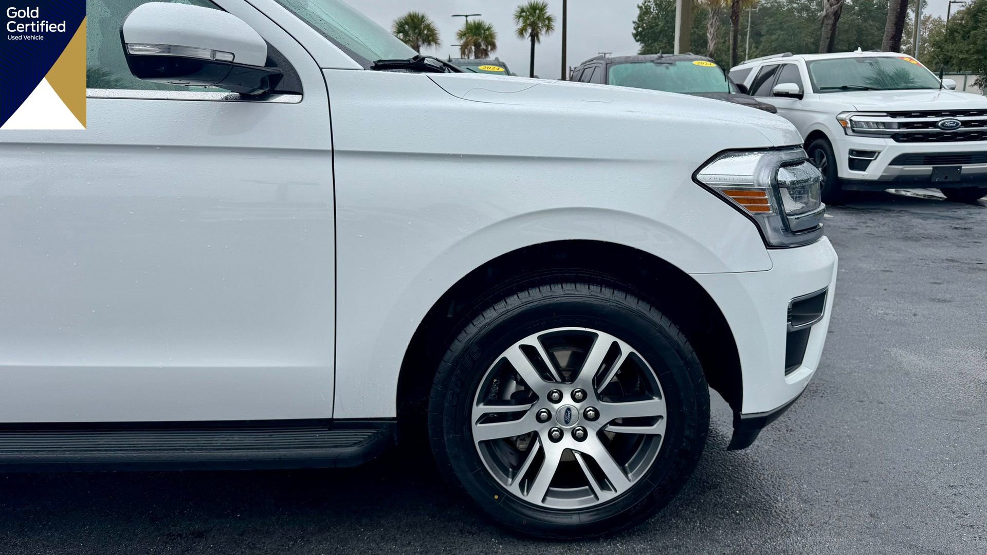 Certified 2024 Ford Expedition Limited image 4
