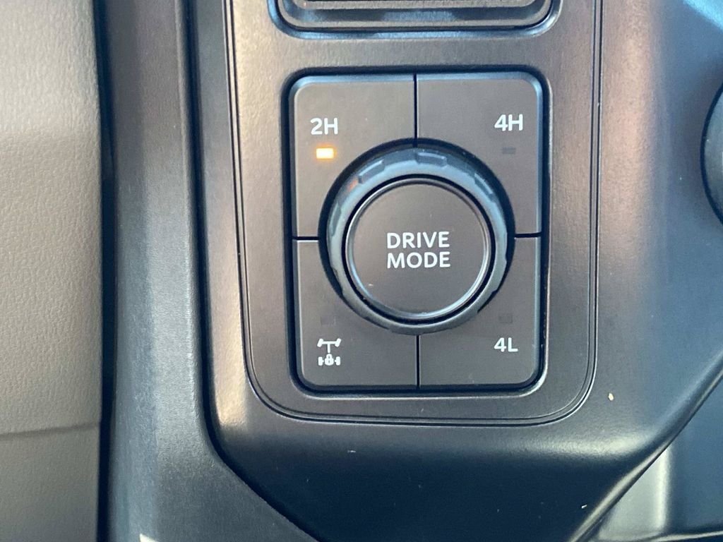 Certified 2025 Ford F250 XL AWD/4WD image 28