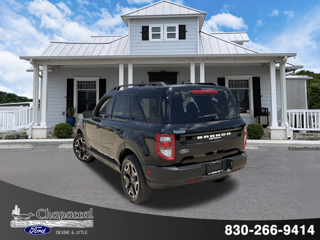 Certified 2023 Ford Bronco Sport Outer Banks w/ Tech Package AWD/4WD image 4