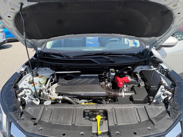 Used 2025 Nissan Rogue SV FWD image 37
