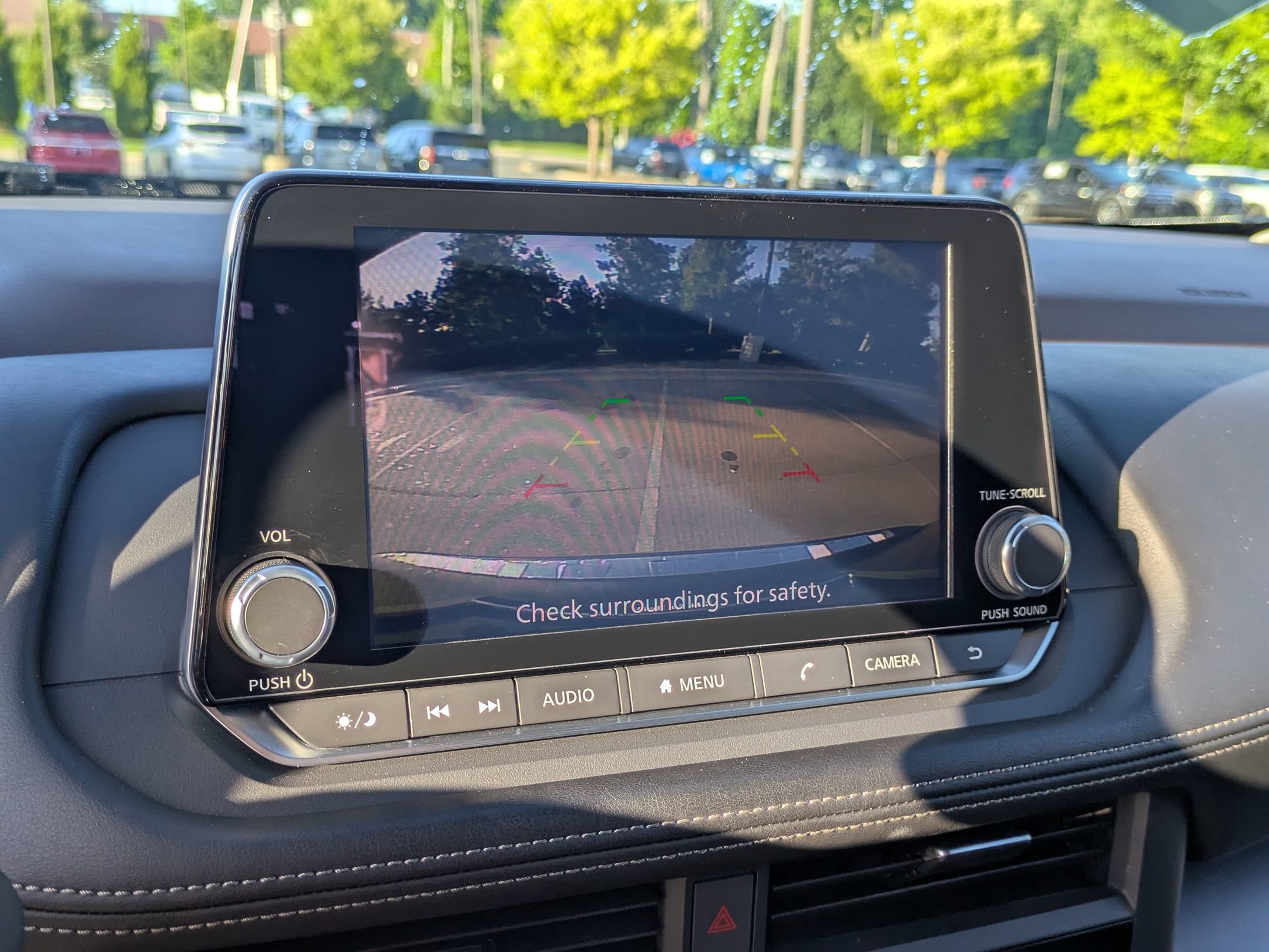 Used 2023 Nissan Rogue SV FWD image 23