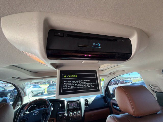 Used 2019 Toyota Sequoia Platinum AWD/4WD image 22