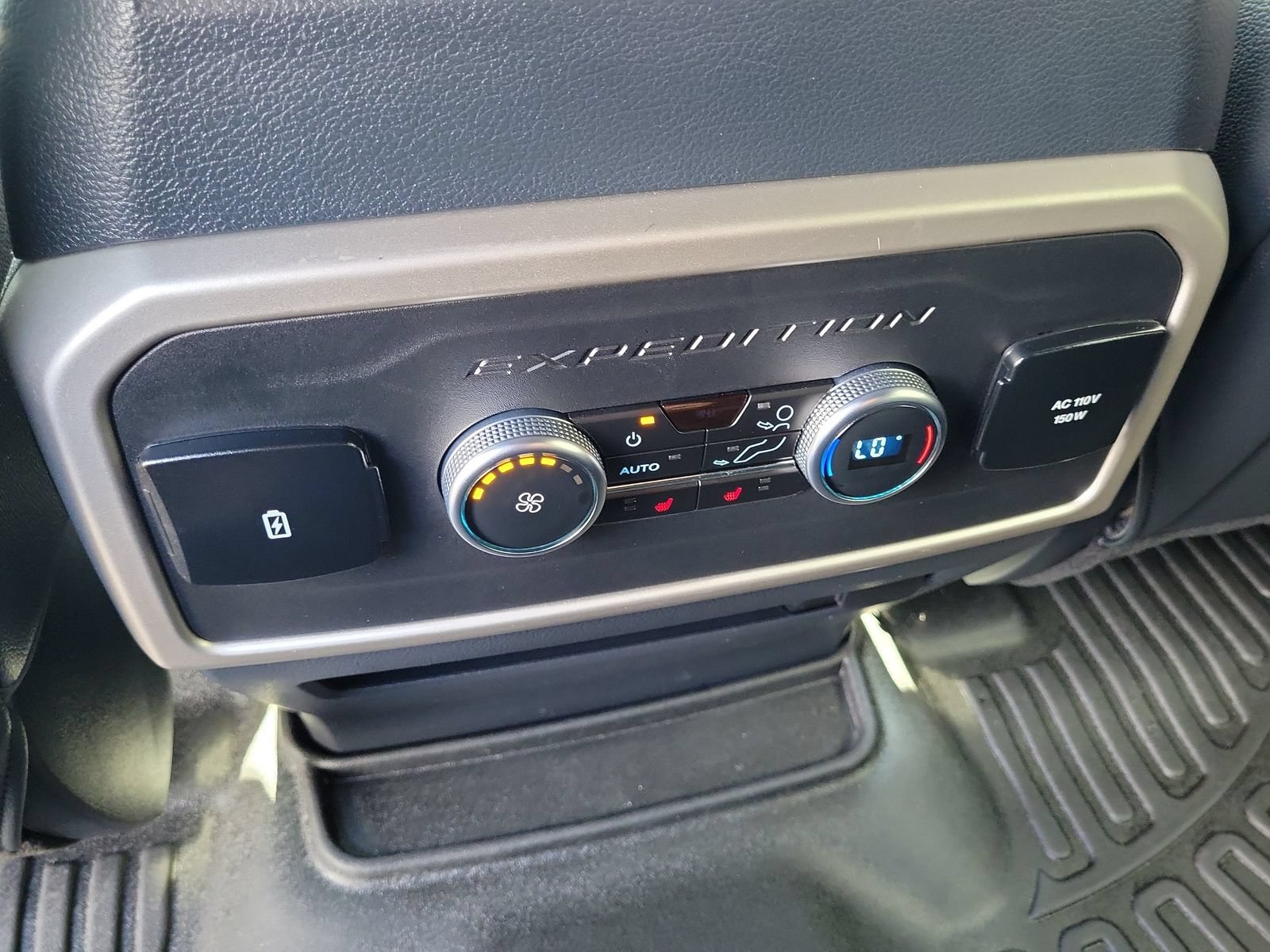 Certified 2024 Ford Expedition Limited RWD image 13